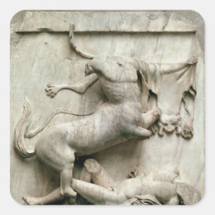 Ein Centaur, der über einen Lapith triumphiert Quadratischer Aufkleber