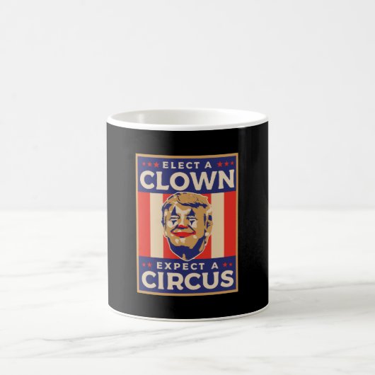 Ein Clown wählen Erwarten eines Zirkus Kaffeetasse (Mittel)