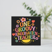 Ein cooler Kindergartenlehrer Einladung (Stehend Vorderseite)