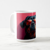 Ein cooler Rottweiler mit Sonnenbrille Kaffeetasse (Vorderseite Links)