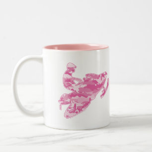 Ein Cooler Schneemobil in rosa Camouflage Zweifarbige Tasse