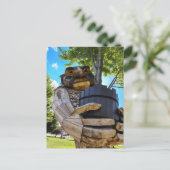 Ein cooler Troll hält einen Baum hoch Postkarte (Stehend Vorderseite)