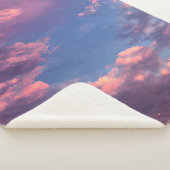 Ein Cotton Candy Sky Sherpadecke (3/4)