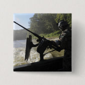 Ein Crewman des Kampfschiffs Button (Vorderseite)