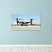 Ein CV-22 Osprey bereitet den Start vor Leinwanddruck (Insitu (Holzboden))