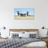 Ein CV-22 Osprey bereitet den Start vor Leinwanddruck (Insitu (Schlafzimmer))