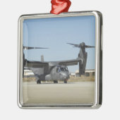 Ein CV-22 Osprey bereitet den Start vor Ornament Aus Metall (Links)