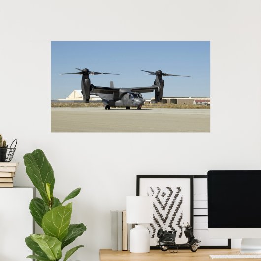 Ein CV-22 Osprey bereitet den Start vor Poster (Heimbüro)