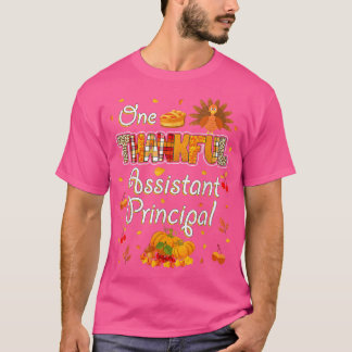 Ein dankbarer Assistent Hauptort Herbst Herbst Dan T-Shirt