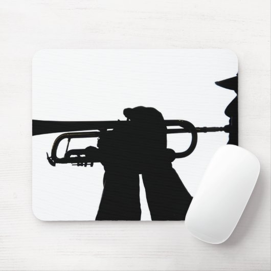 Ein Dienstmitglied spielt eine Melodie Mousepad (Mit Mouse)