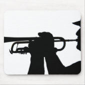 Ein Dienstmitglied spielt eine Melodie Mousepad (Vorne)