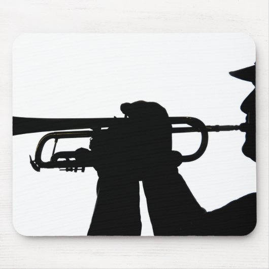 Ein Dienstmitglied spielt eine Melodie Mousepad (Vorne)