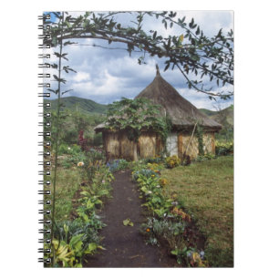 Ein Dorf im Hochland, Goroka, Papua-Neuguinea Notizblock