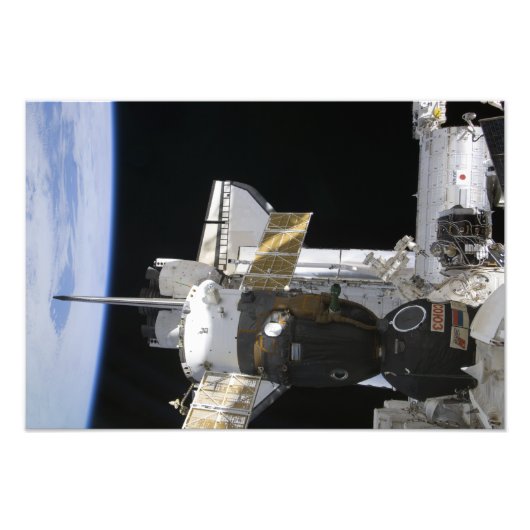 Ein dotiertes Sojus-Raumfahrzeug Fotodruck (Vorne)