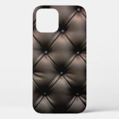 Ein dunkles Lederkissen, aus einem Kindersitz Case-Mate iPhone Hülle (Rückseite)