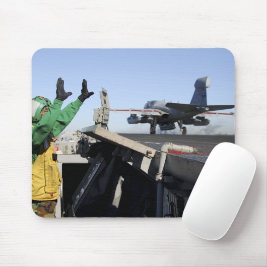Ein EA-6B Prowler startet vom Cockpit Mousepad (Mit Mouse)