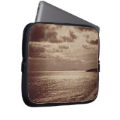Ein Effekt des Sun, Normandie c.1857 (Sepia-Foto Laptopschutzhülle (Vorne Rechts)