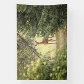 Ein einsamer Hirsch Banner (Vertikal)