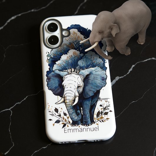 Ein Elefant läuft unter den Bäumen Case-Mate iPhone Hülle