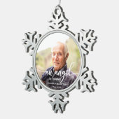 Ein Engel in der Erinnerung an das Personalisierte Schneeflocken Zinn-Ornament (Rechts)
