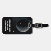 Ein erdähnlicher Planet, reich an Kohlenstoff und  Gepäckanhänger (Vorderseite horizontal)