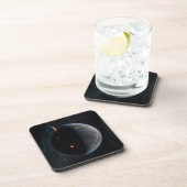 Ein erdähnlicher Planet, reich an Kohlenstoff und Getränkeuntersetzer (Rechte Seite)