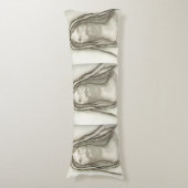 Ein ernster Jesus Seitenschläferkissen (Vorderseite Vertikal)