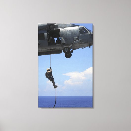 Ein explosiver Sanitäter Leinwanddruck (Vorderseite)