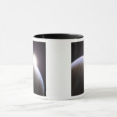 Ein extrasolarer Planet mit seinem Mutterstar Tasse (Zentrum)