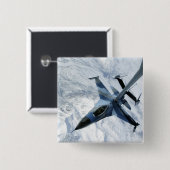 Ein F-16 Aggressor sitzt in Kontaktposition Button (Vorne & Hinten)