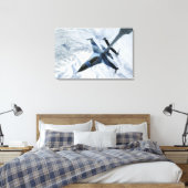 Ein F-16 Aggressor sitzt in Kontaktposition Leinwanddruck (Insitu (Schlafzimmer))