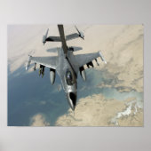 Ein F-16-Kämpffalken schürt Poster (Vorne)