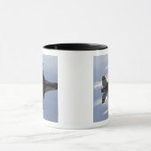 Ein F-16-Kampffalken zieht hohe Gs Tasse (Zentrum)