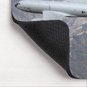 Ein F-22 Raptor erhält Treibstoff von einem KC-135 Mousepad (Ecke)
