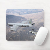 Ein F-22 Raptor erhält Treibstoff von einem KC-135 Mousepad (Mit Mouse)