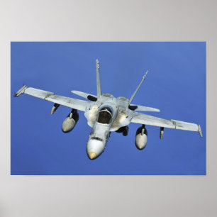 Ein F/A-18 Hornet nimmt an einer Mission teil Poster