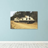 Ein Fahrzeug der Erholung M-88 beginnt mit dem Zie Leinwanddruck (Insitu (Holzboden))