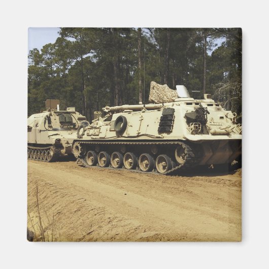 Ein Fahrzeug der Erholung M-88 beginnt mit dem Zie Magnet (Vorne)