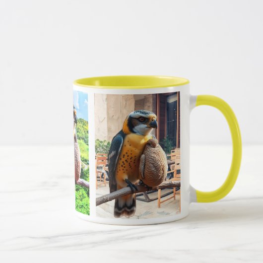 Ein Falke wacht über seinen kleinen Falken. Tasse (Rechts)