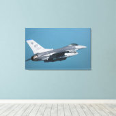 Ein Falken der F-16 im Flug Leinwanddruck (Insitu (Holzboden))