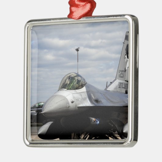 Ein Falken der F-16 Silbernes Ornament (Links)