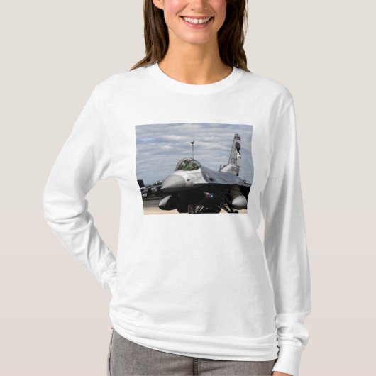 Ein Falken der F-16 T-Shirt (Vorderseite)