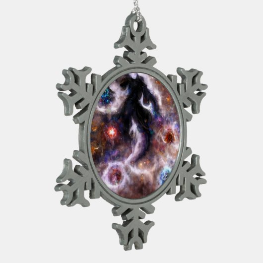 Ein faszinierender Abstrakter galaktischer Nebel Schneeflocken Zinn-Ornament (Links)