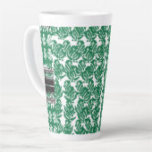 Ein faszinierendes grün-schwarzes Design mit einem Milchtasse (Linke Ecke)