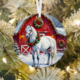 Ein festliches Weiß-Pferd und ein Winterschlaf Wei Ornament Aus Metall