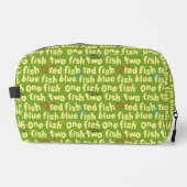 Ein Fisch Zwei Fisch Typografie Muster Waschbeutel (Vorderseite)