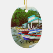 Ein Fischerdorf in St Lucia Keramikornament (Hinten)