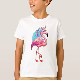 Ein Flamingo mit einem Einhornhorn. T-Shirt