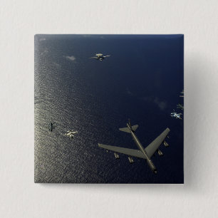 Ein Flugzeug 2 der US-Luftwaffe B-52 Button