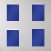 ein Flugzeug, das mit einem blauen Hintergrund in Bilderwand Sets (Vorderseite)